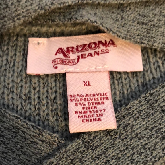 Green Criss Cross Neck Sweater - Picture 3 of 3